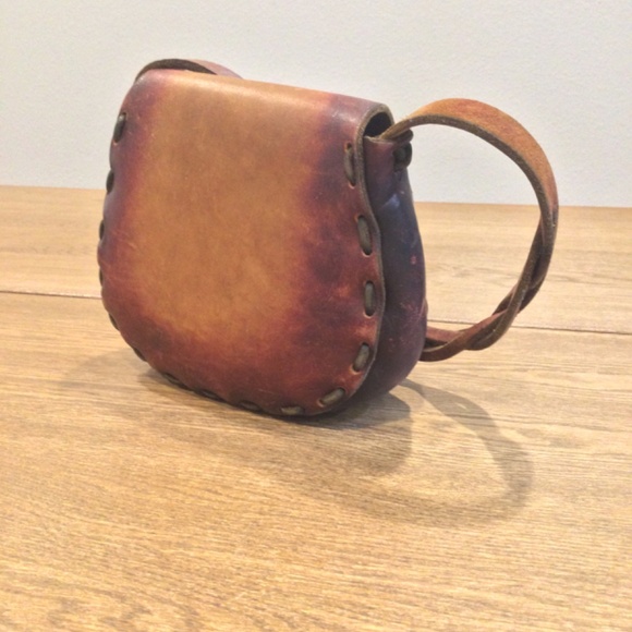 Vintage 70s Handmade Hand Tooled Cowhide Leather Crossbody Handbag - Picture 4 of 15